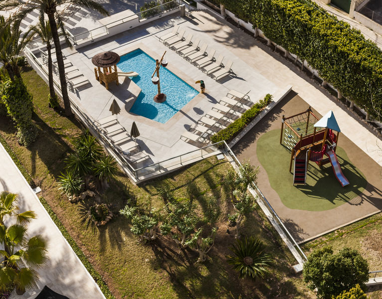 Globales Palmanova Hotel Exterior photo