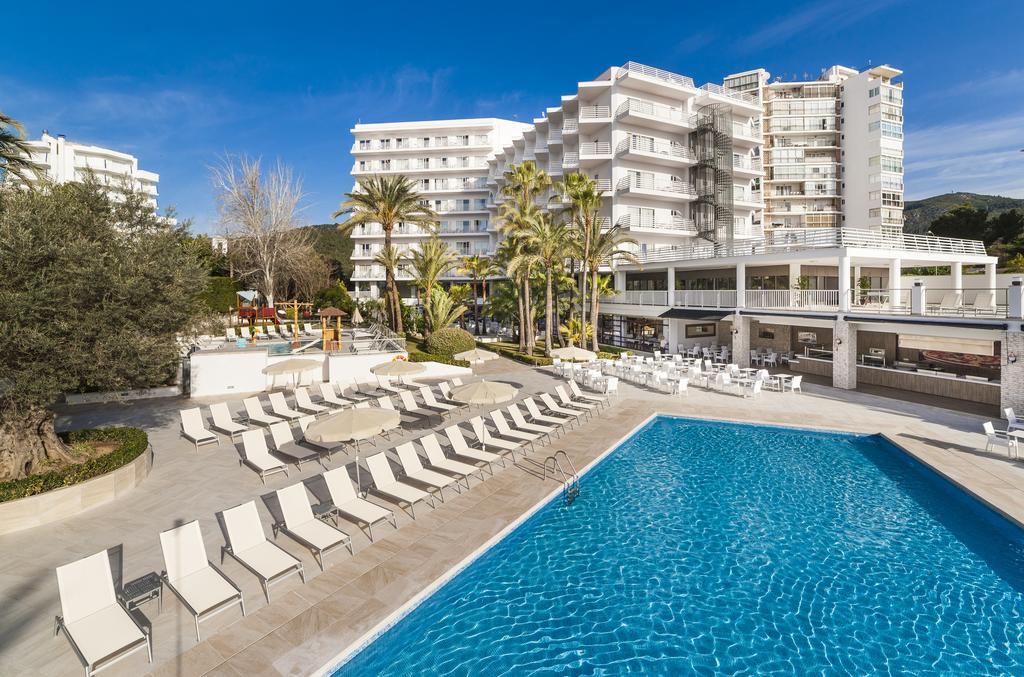 Globales Palmanova Hotel Exterior photo