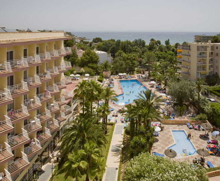 Globales Palmanova Hotel Exterior photo